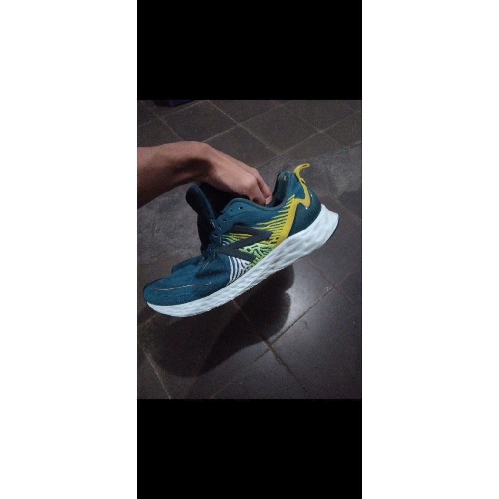 sepatu running nb freshfoam second ori