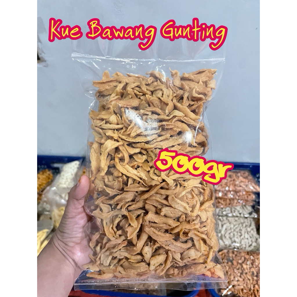 

TERLARIS KUE BAWANG GUNTING KHAS PADANG TERMURAH