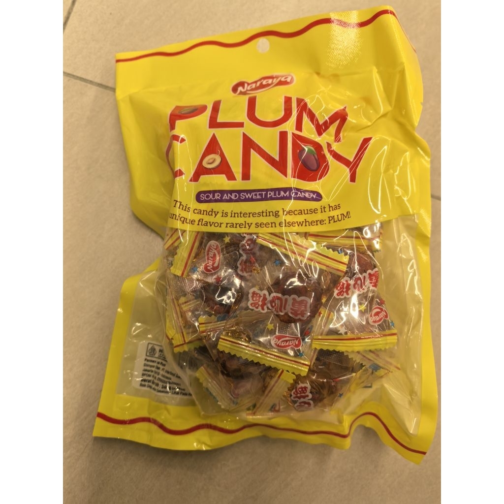 

NARAYA PERMEN ISI PLUM KIAMBOI. SOUR SWEET PLUM 340GR. NARAYA PERMEN SEMBOI. PLUM SEMBOI CANDY. SEMBOI CANDY. PERMEN KIAMBOI