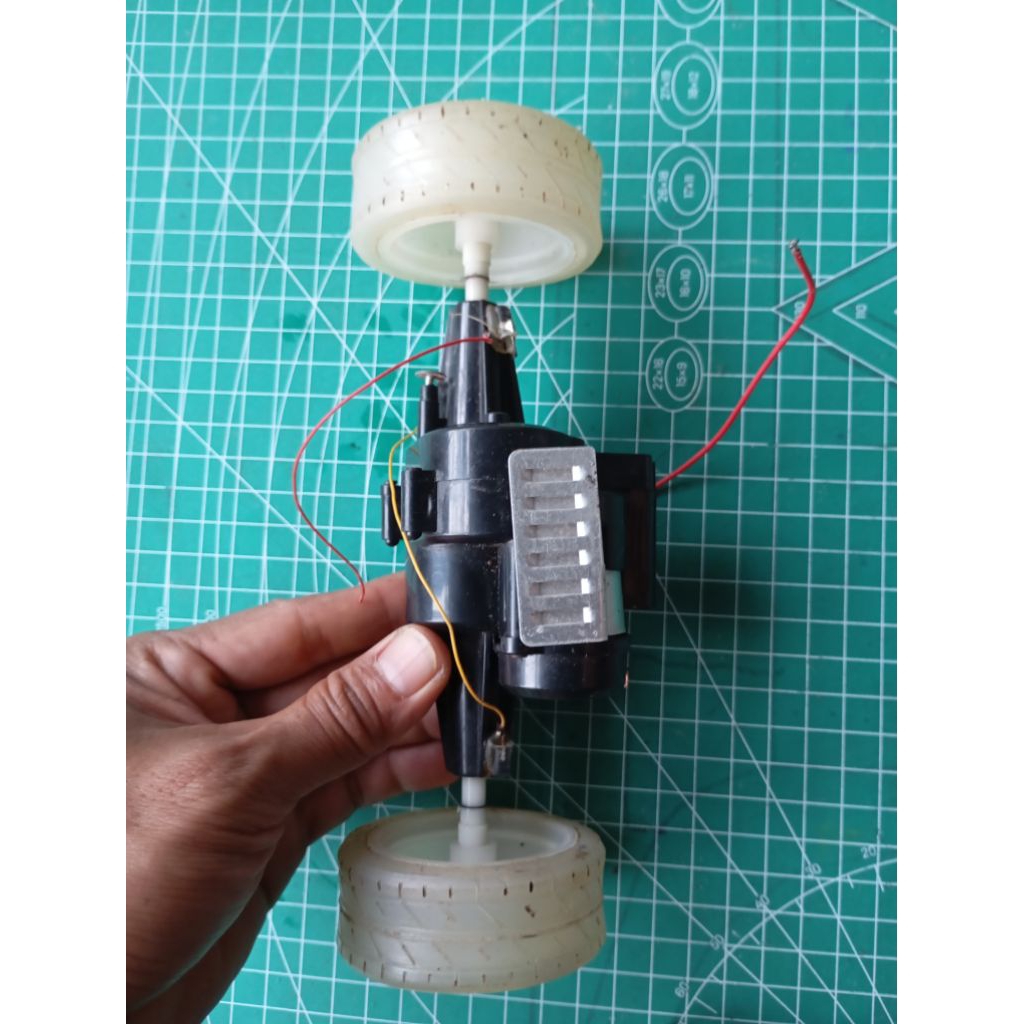 Gardan RC qd skala 1:10 bekas