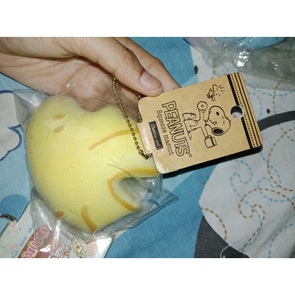 SQUISHY SNOOPY PEANUTS MASKOT
