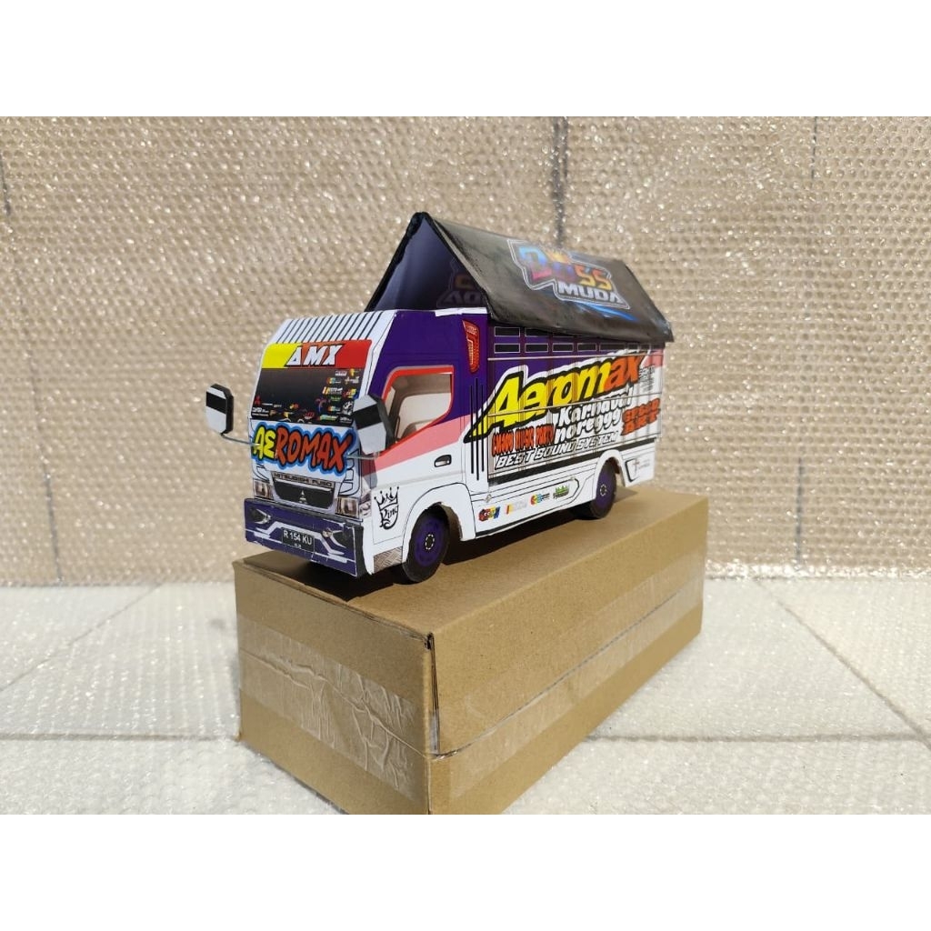 miniatur truk oleng/miniatur truk/truk oleng