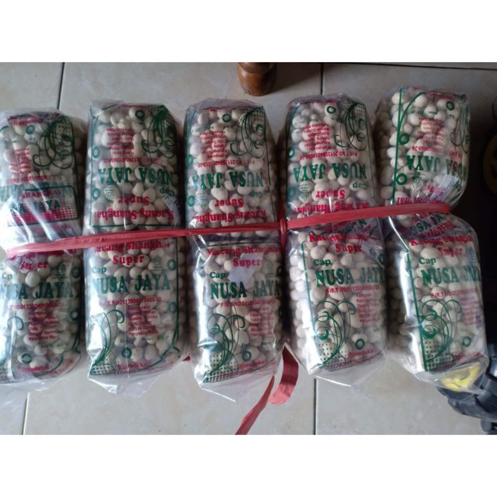 

Kacang Sanghai Cap NUSAJAYA 1Ball isi 10bks 1bks isi 200gram