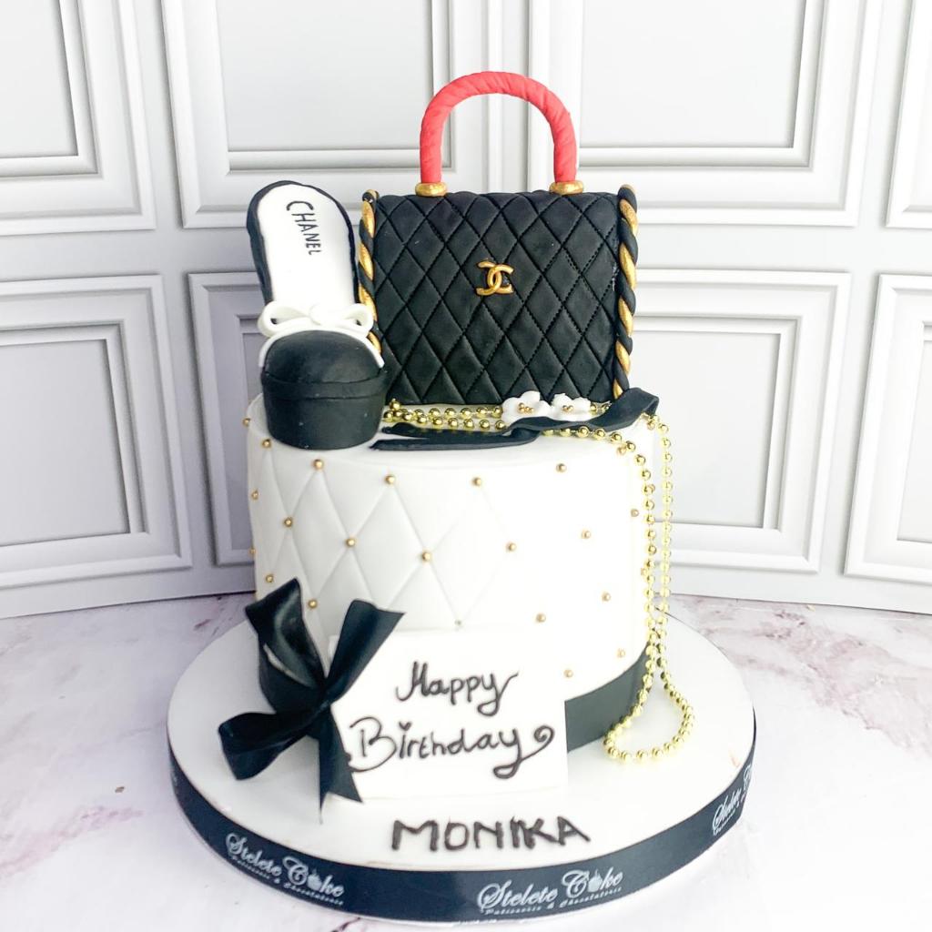 

Kue Ulang Tahun/Birthday Cake/Kue Ultah Tema Tas dan Sepatu/Kue Birthday Jakarta