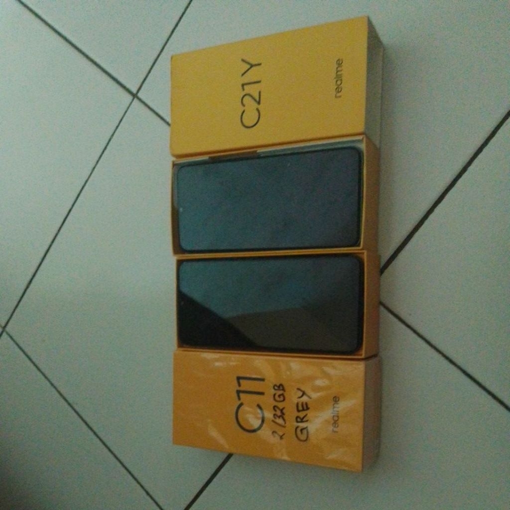 hp bekas realme c11 & realme c21y