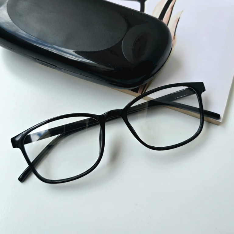 Optik Kacamata Minus Rabun Jauh Pria Wanita Unisex Dari 0.50 Sampai 4.00