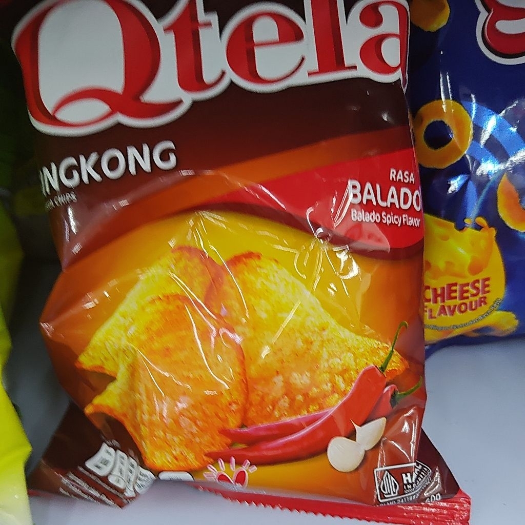 

Qtela keripik singkong 60gr