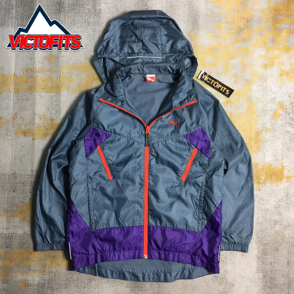 Jaket Windbreaker Poema