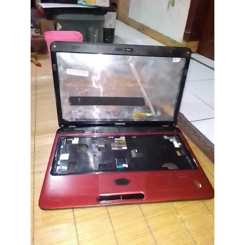 Casing Laptop Toshiba L745 L740  L745