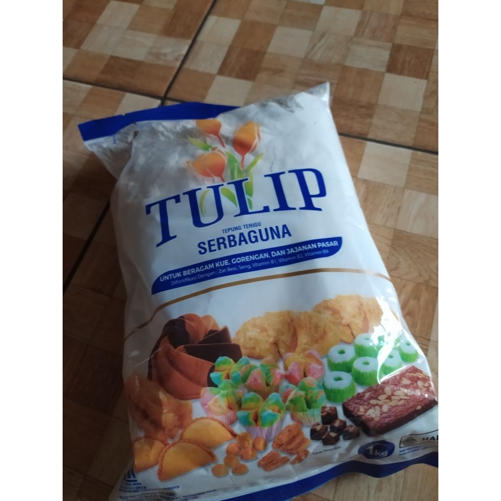

Tepung terigu TULIP.. Tepung serbaguna... kemasan 1kg
