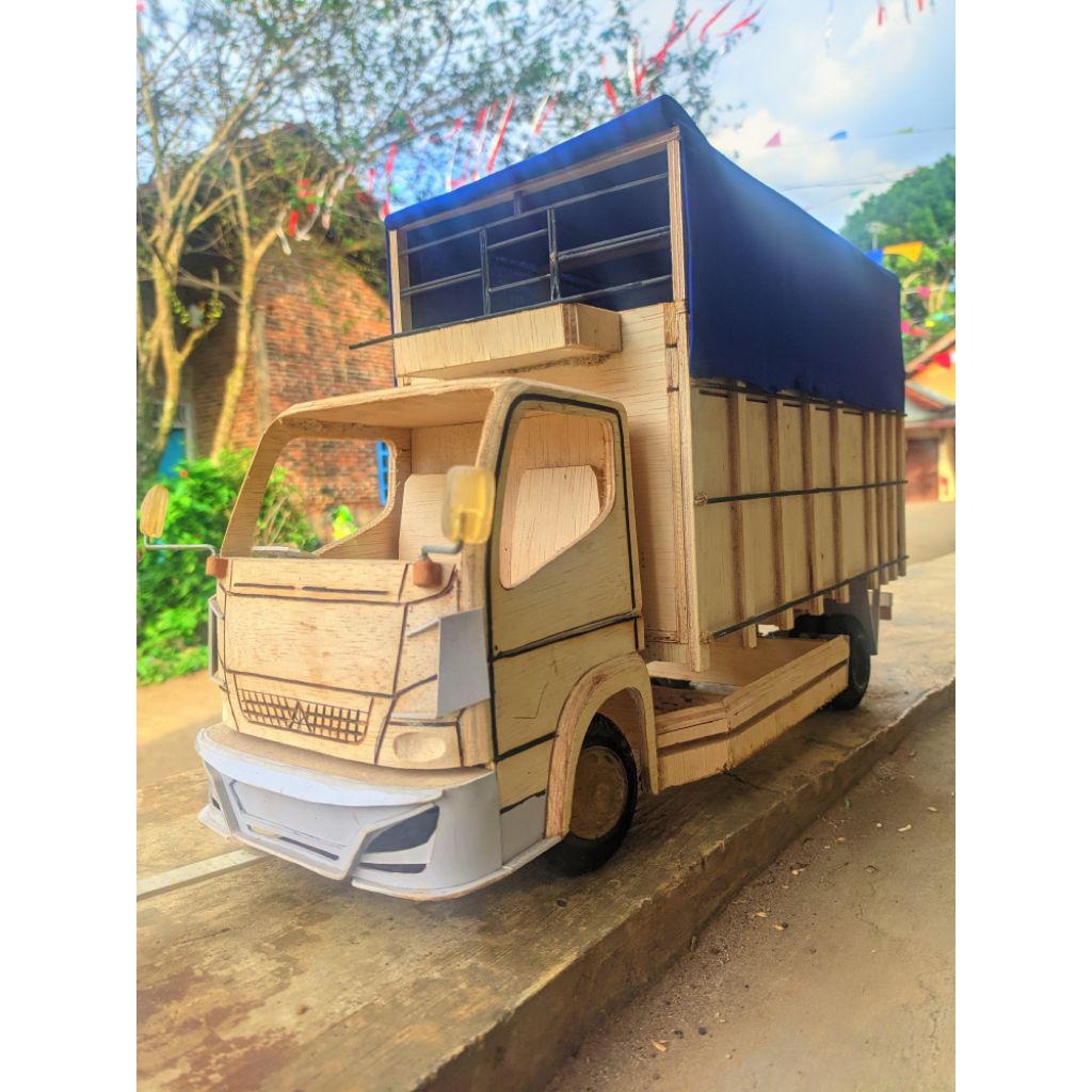 miniatur truk style herex terpal kotak skala 14