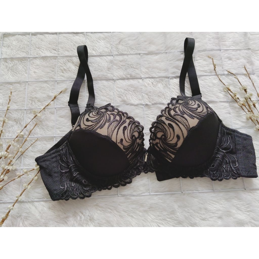 Bra Tanpa Kawat Vivien Korea Size 38b