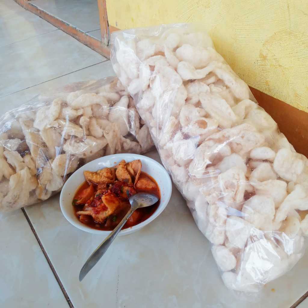 

TERLARIS 1 Bal Cuanki Lidah ORIGINAL Renyah Gurih KILOAN Ide Jualan Toping Pelengkap Seblak Mie Baso Cemilan Snack