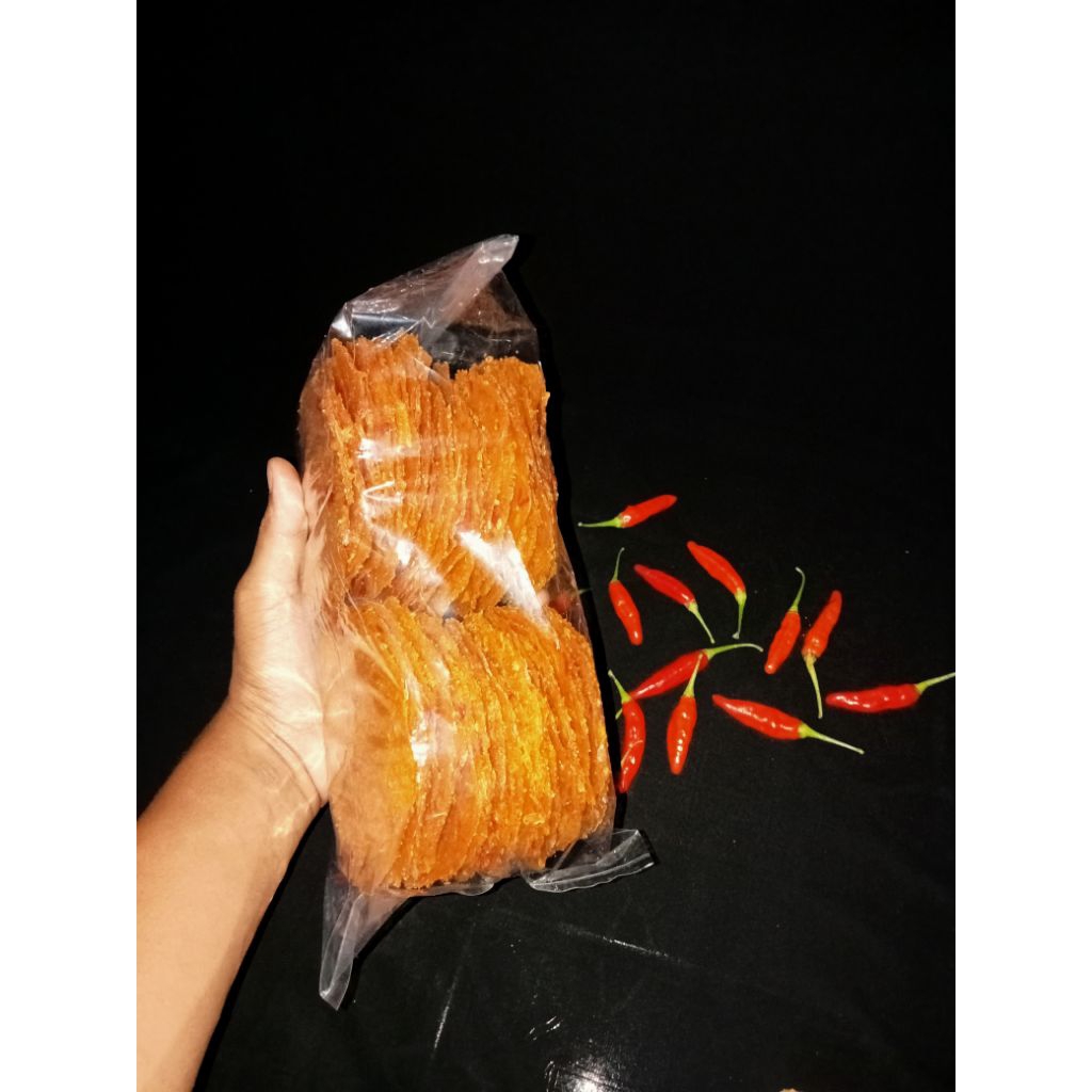 

kicimpring pedas gurih 1kg mentah siap di goreng /Opak singkong makanan khas sunda rasa pedas gunir