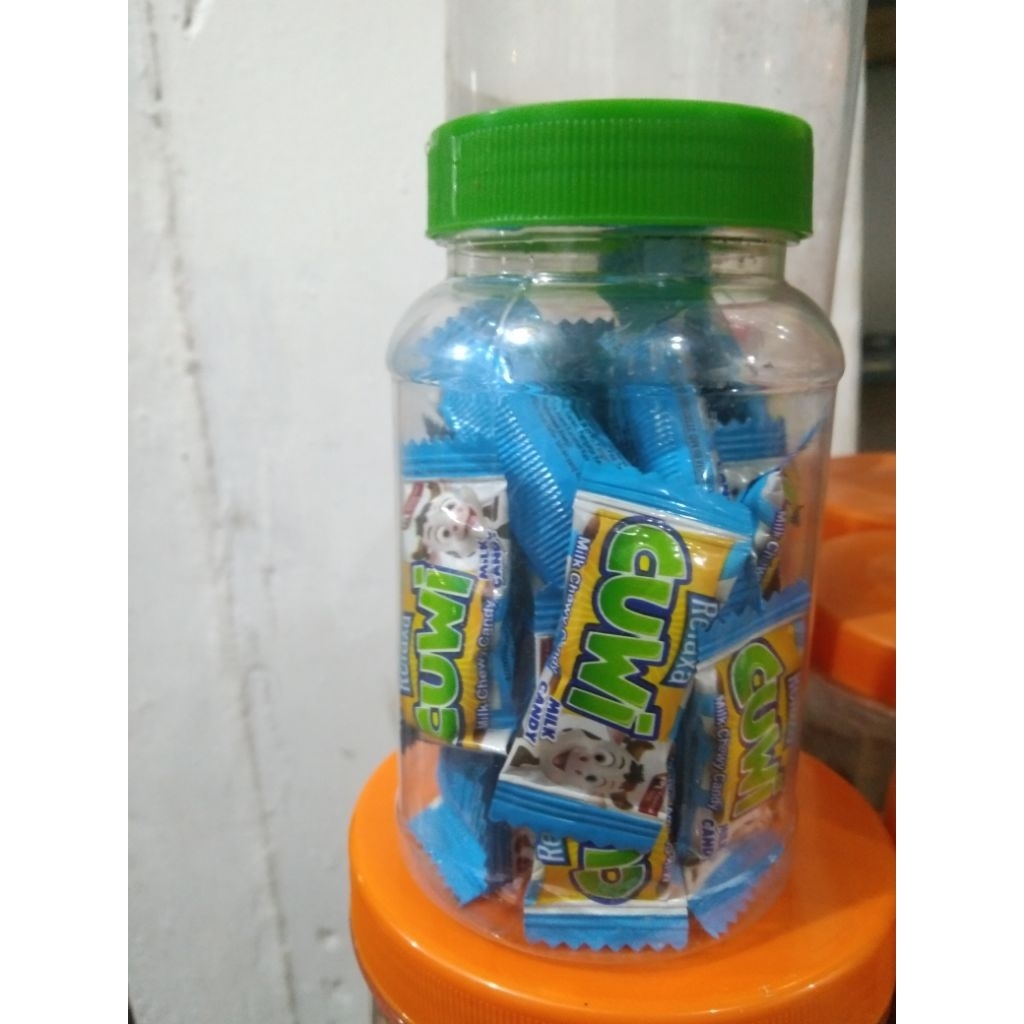 

permen cuwi aneka rasa susu dan strawberry