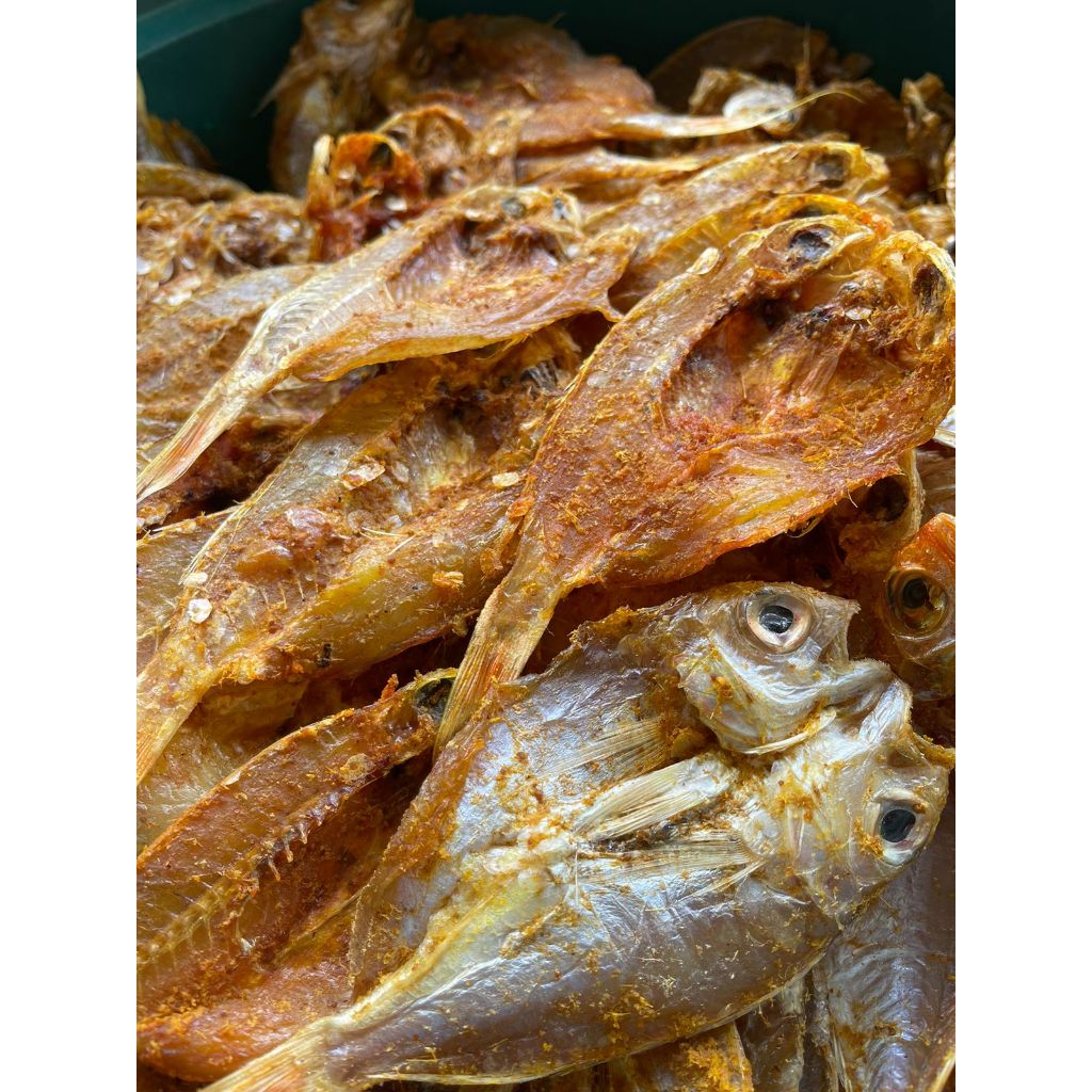 

ikan kering ikan kerisi bumbu dandang - rasa gurih renyah enak poll