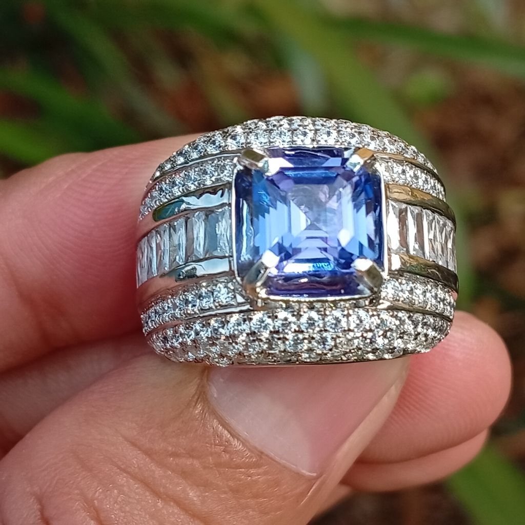 Natural blue Tanzanite 3 ct ring perak microsetting