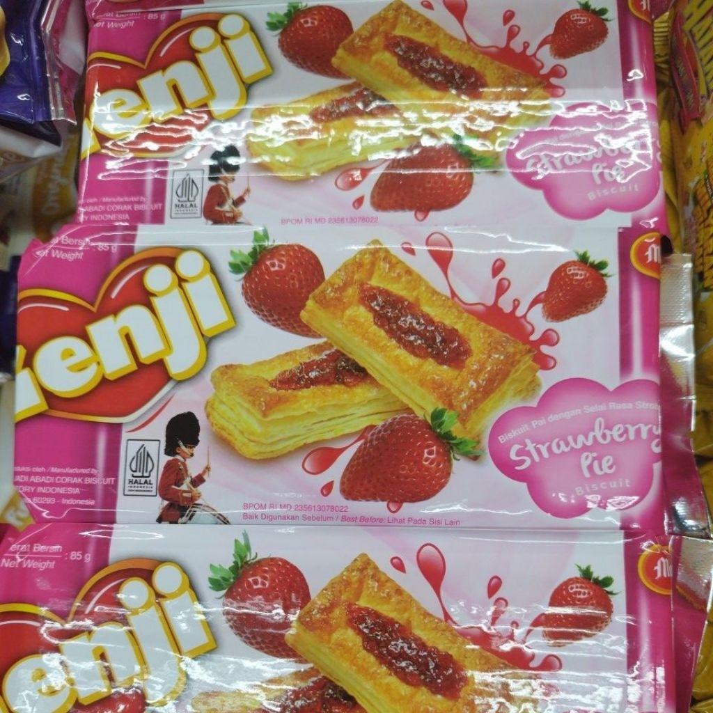 

Biskuit Pai selai Strawberry 85Gram