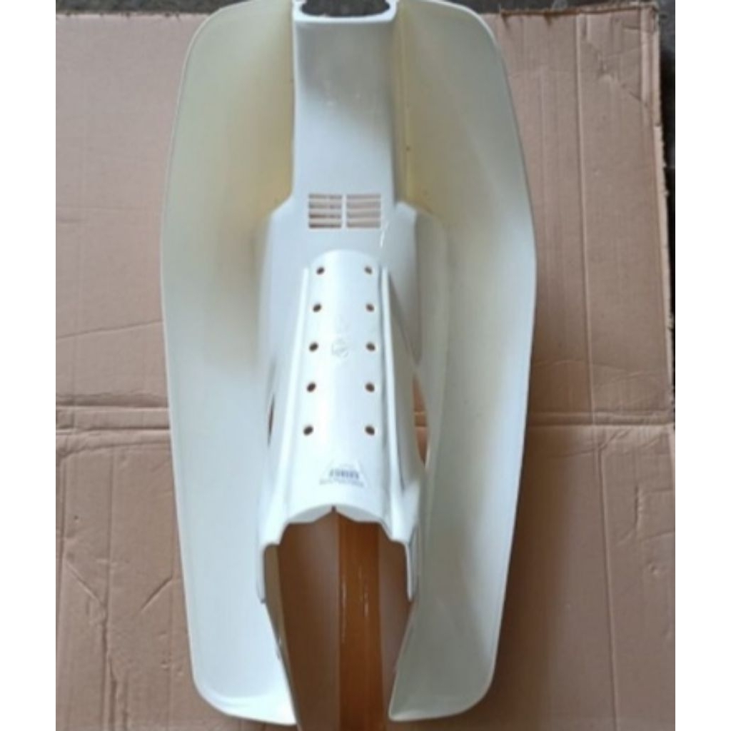 cover sayap putih honda astrea prima