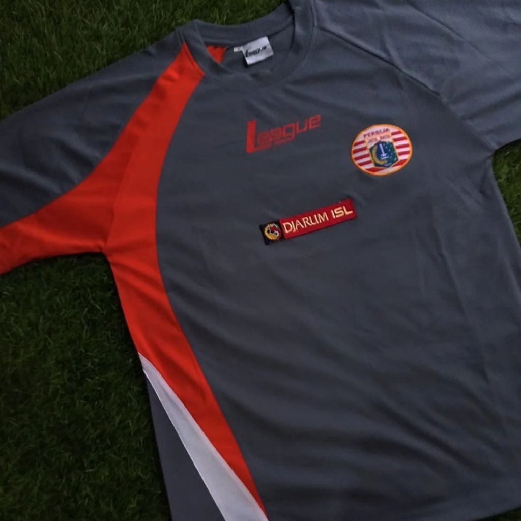 JERSEY PERSIJA RETRO 2010