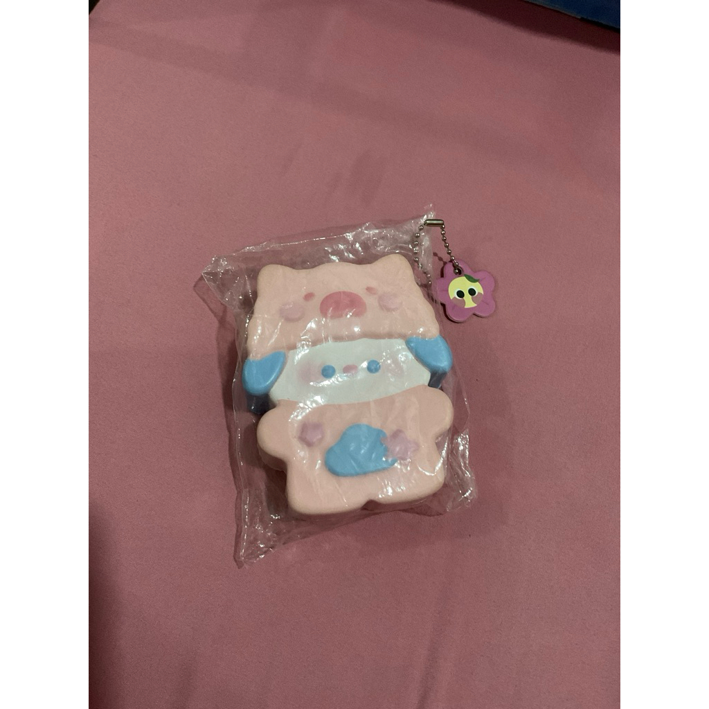 

SOWE SQUISHY (preloved baca desk)