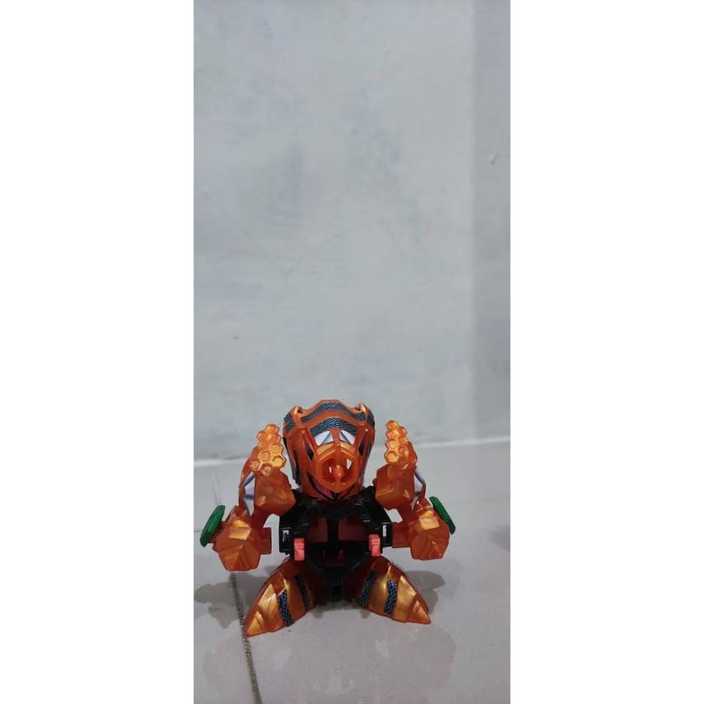 Takara Tomy Cross Fight B-Daman Slot Beedle