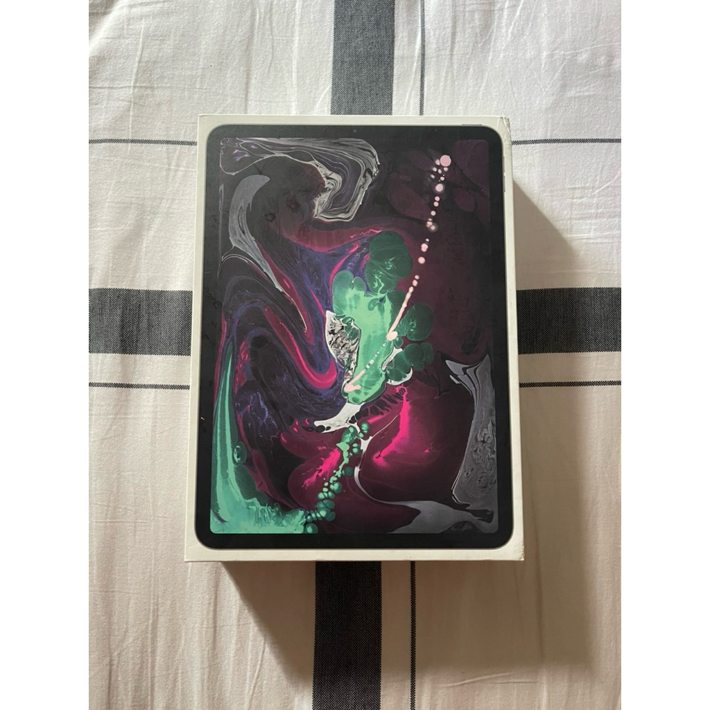 iPad Pro 2018 256GB Fullset Wifi - Cellular