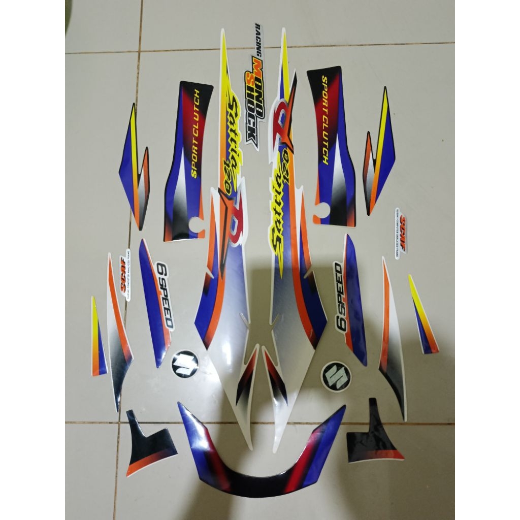 striping stiker satria lumba 1999 hitam putih