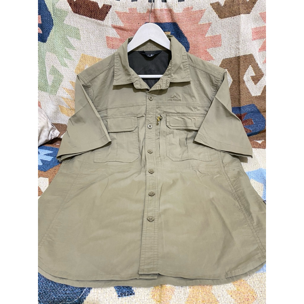 Preloved Eiger Kemeja Gunung