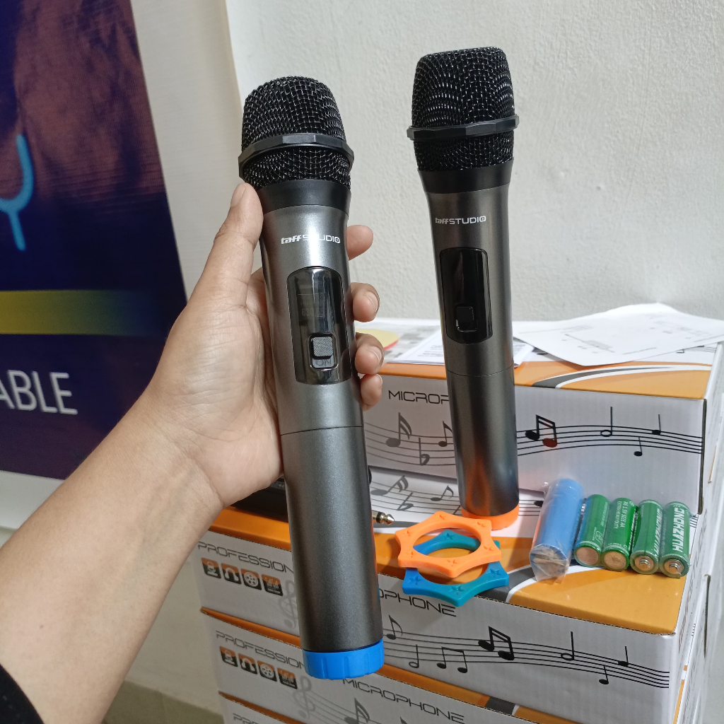 Mic Wireless 2PCS Mikrofon Nirkabel Dual Suara Jernih Mic Karaoke Wireless Jarak Jauh untuk Nyanyi, 