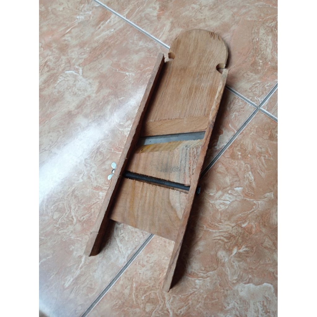 Alat pembuat kripik / pengiris keripik singkong pisang