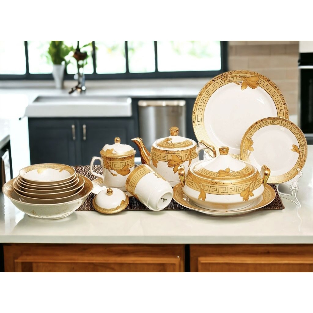 Set Perlengkapan Makan Vicenza D82 Motif LILY, lengkap Mug teko piring mangkuk hingga tutupnya ASLI 