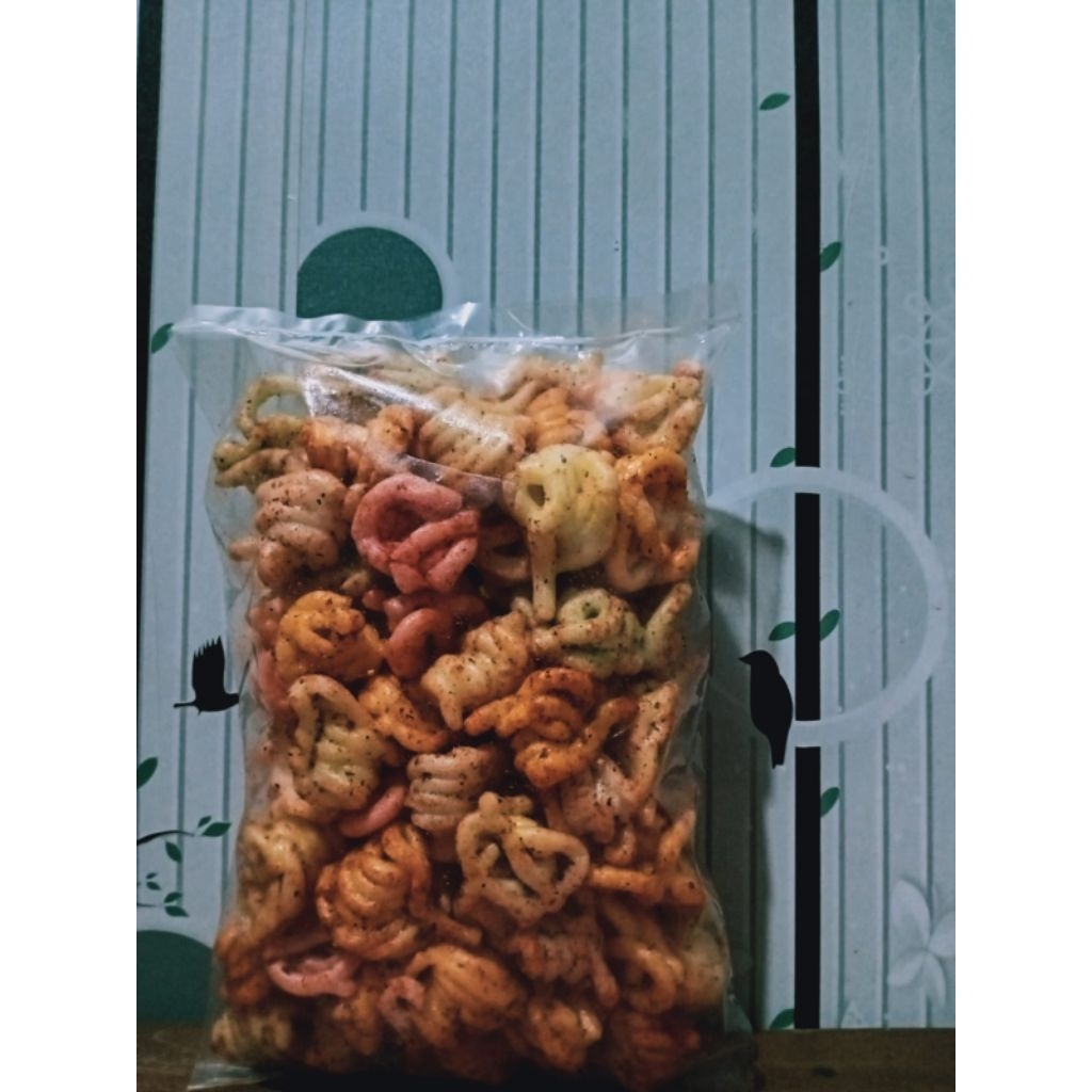 

krupuk inul pelangi pedas
