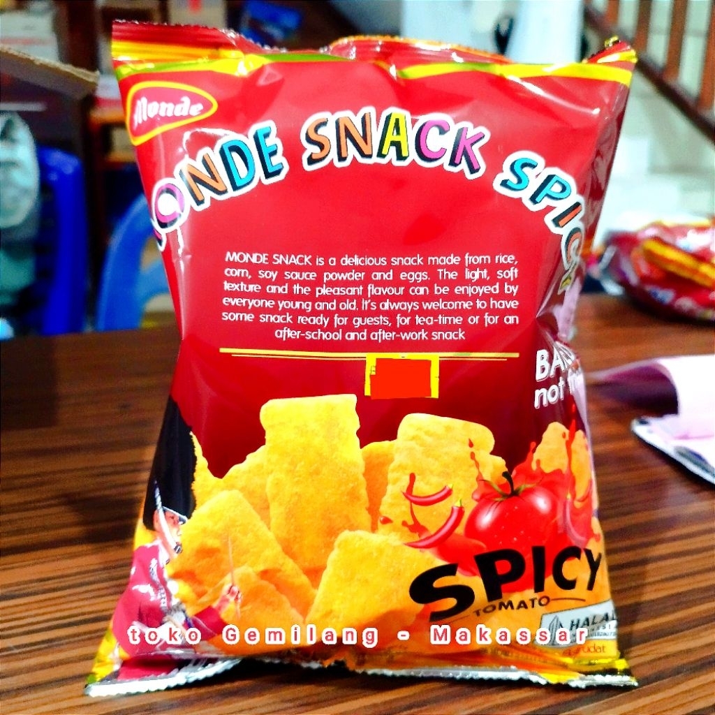 

Monde snack spicy tomato 60 gr, dipanggang, tidak digoreng