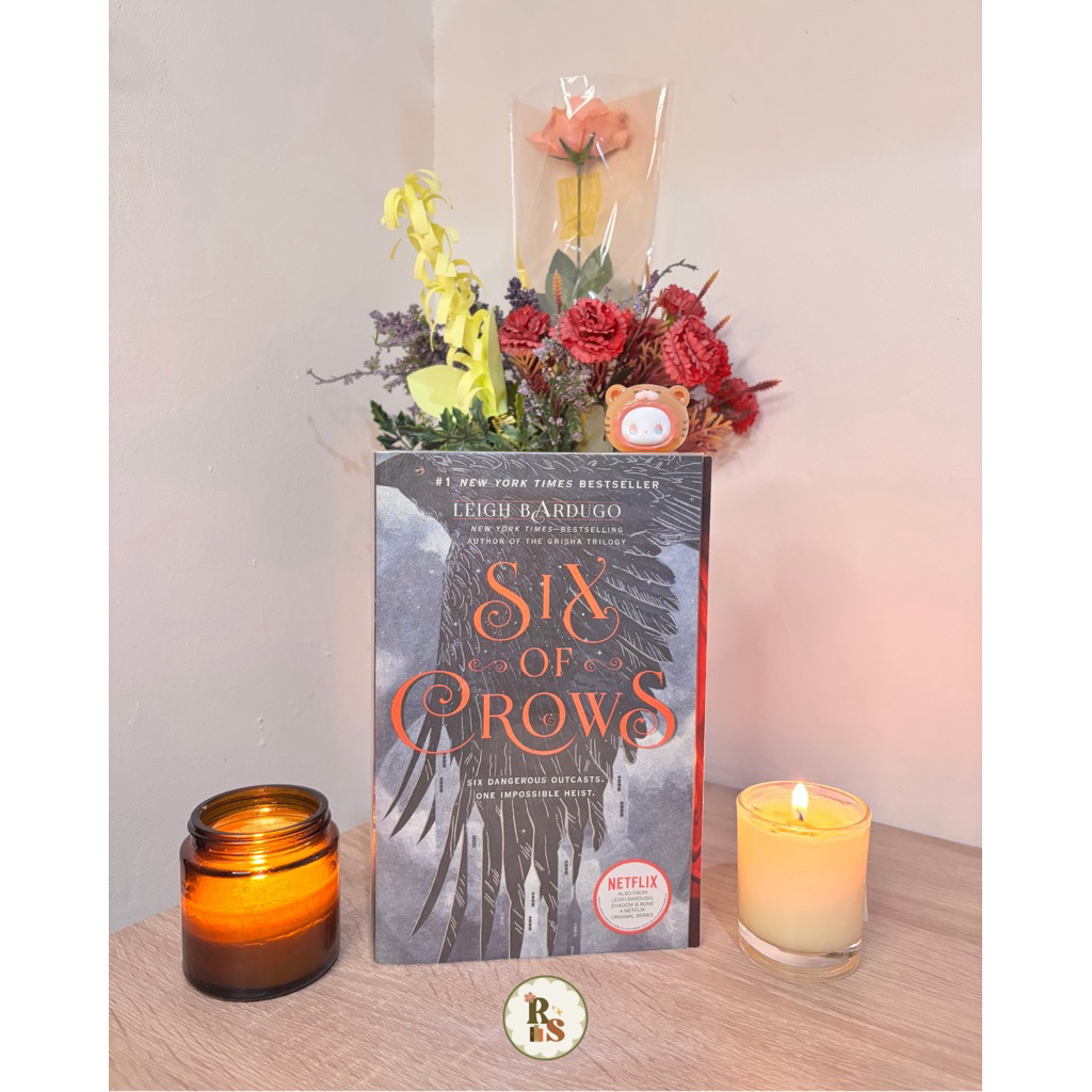 PRELOVED - SIX OF CROWS | Leigh Bardugo | Ori Periplus | English/Bahasa Inggris | YA Fantasy, Advent