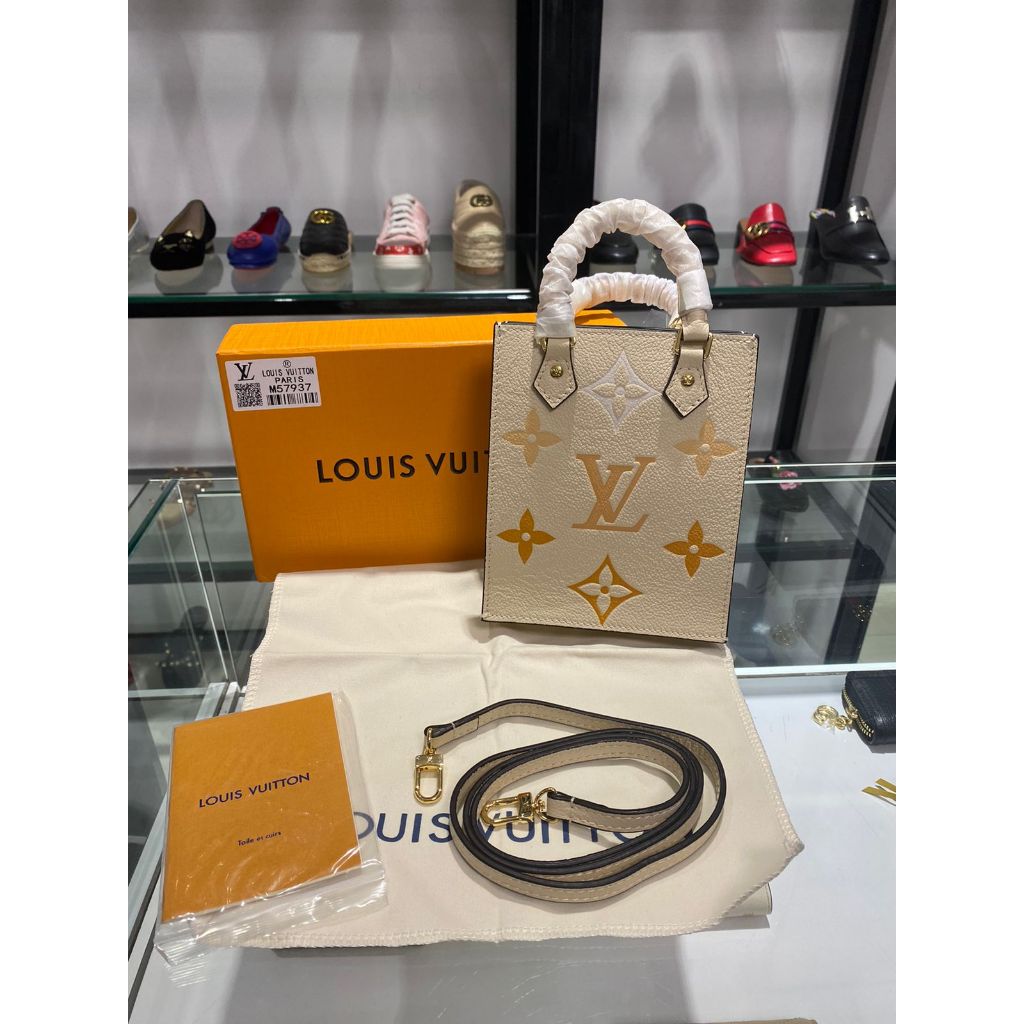 tas wanita tas selempang tas bahu tas mini onthego super mirror qty vvip 80449