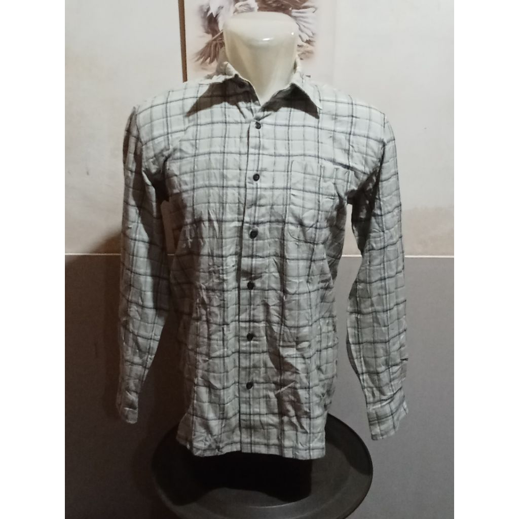 Kemeja Panjang Flannel ARAMIS Size L