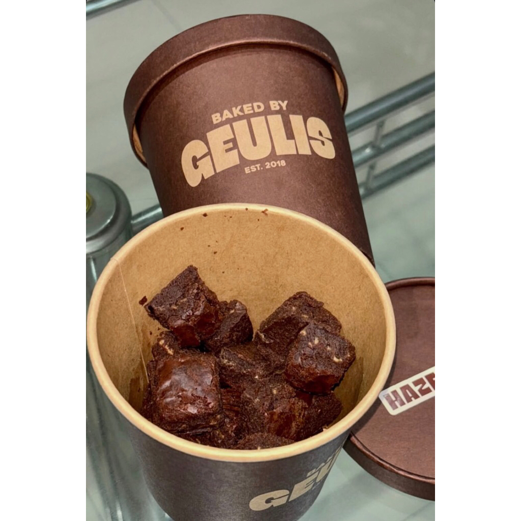 

BROWNIES BAKED by GEULIS BALI | OLEH OLEH KHAS BALI