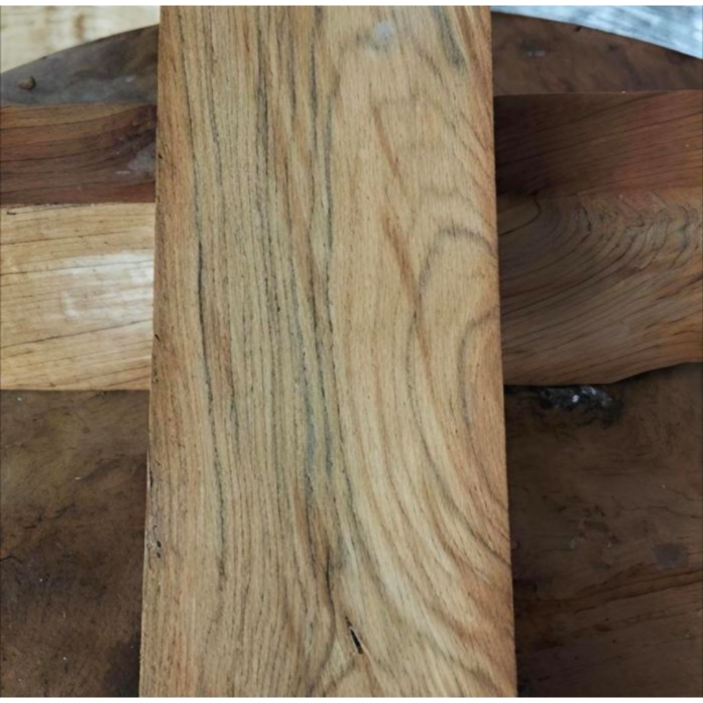 potongan balok kayu jati