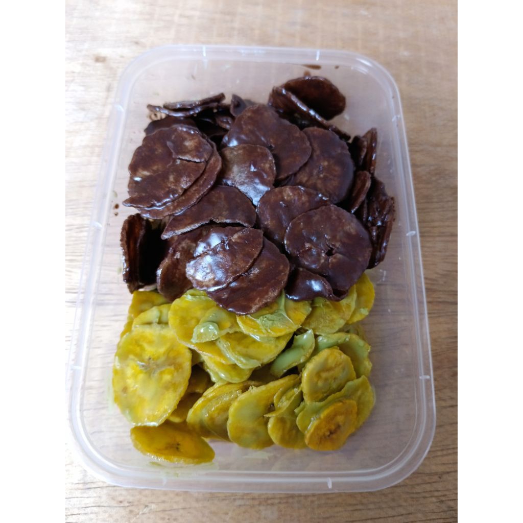 

PikCau Lumer keripik pisang Lumer rasa coklat grentea/ jajanan bandung /cemilan manis