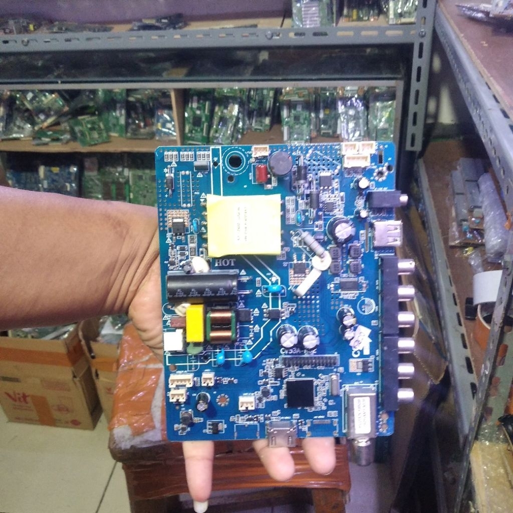 POLYTRON PLD 32V1852 MAINBOARD - MOTHERBOARD - MB TV LED POLYTRON PLD32V1852