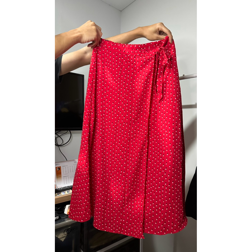 SPAO - Midi Red Skirt