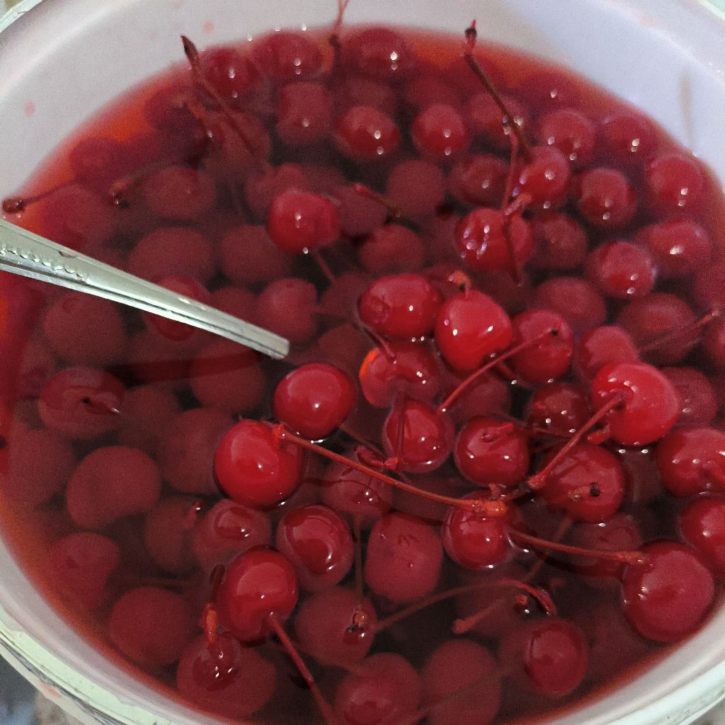 

Cherry ceri merah tangkai 50gr