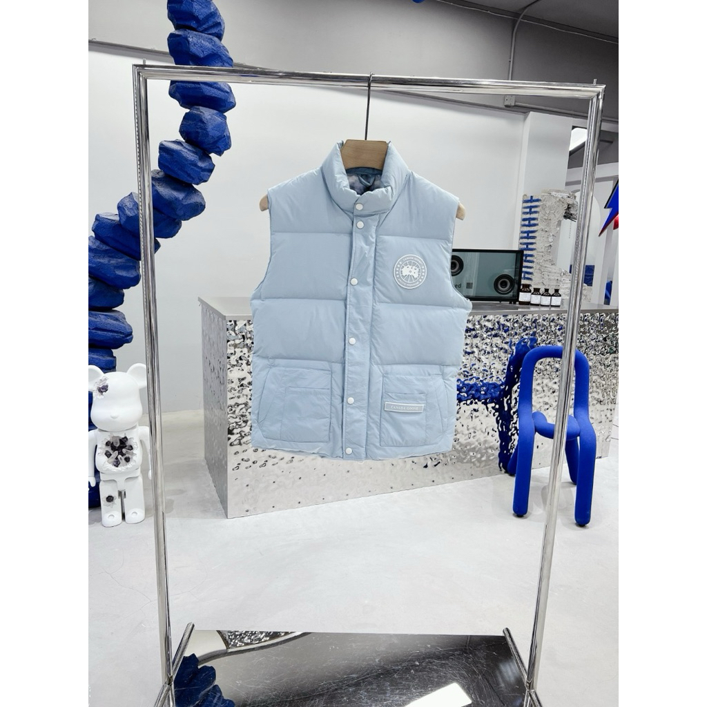 Canada goose freestyle vest