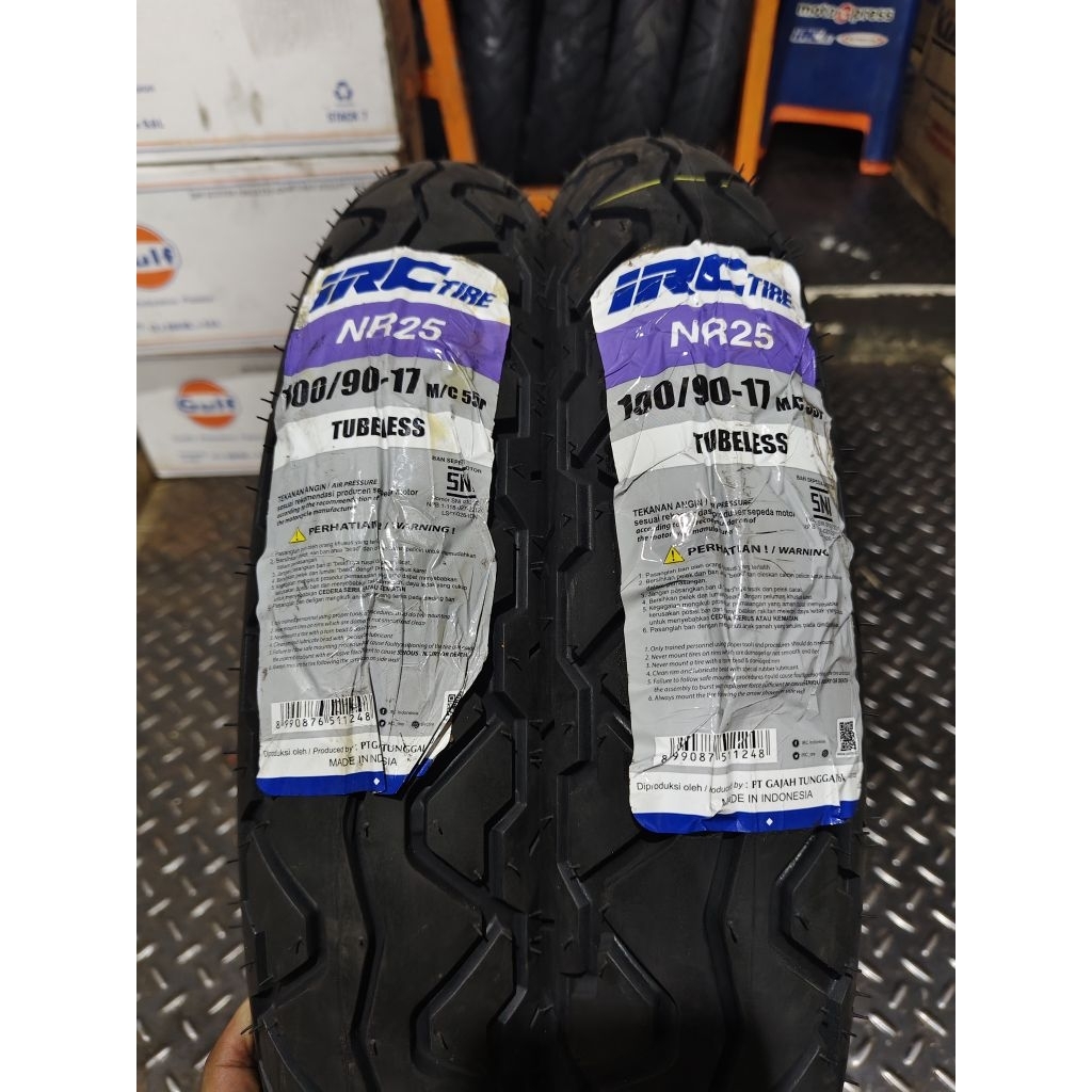 BAN LUAR TUBELES IRC NR25 100/90-17 BAN BELAKANG MOTOR VERZA IRC PT GAJAH TUNGGAL