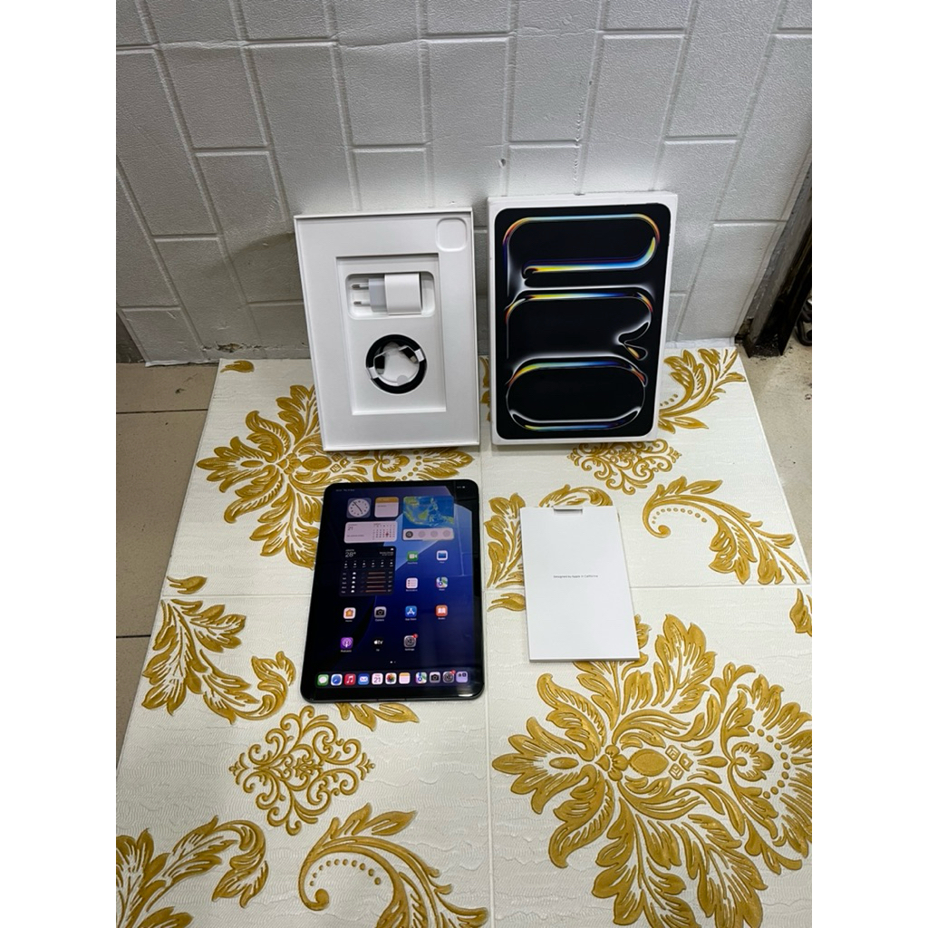 iPad Pro 11 inch M4 256GB Cellular Wifi IBOX Second Mulus Fullset Original
