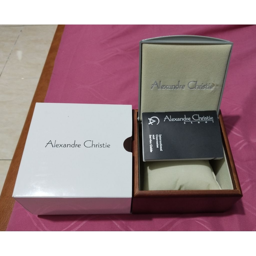 kotak jam Alexandre Christie