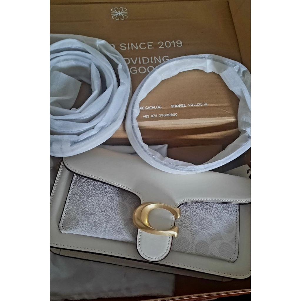 Preloved Coach signature