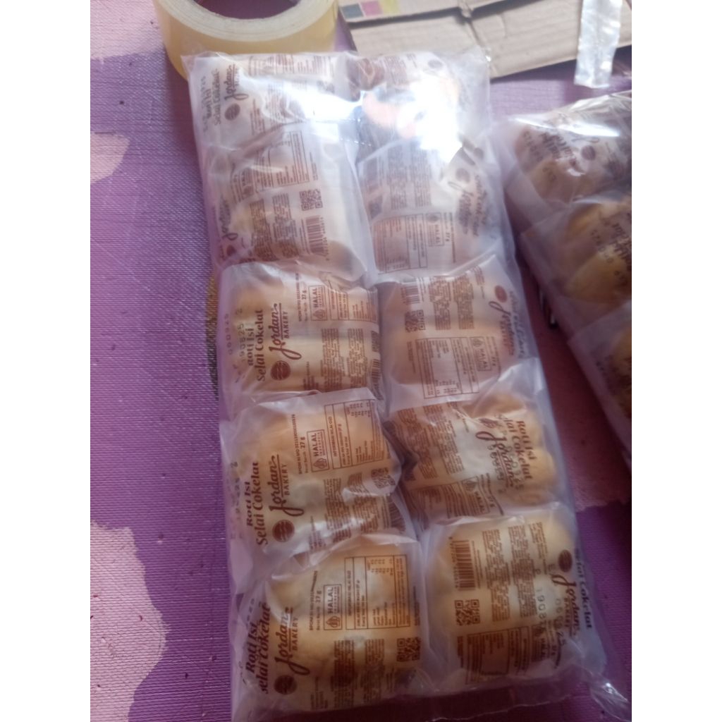

roti tangkap isi selai jordanbakery 1 pak isi 10pcs enak empuk lembut