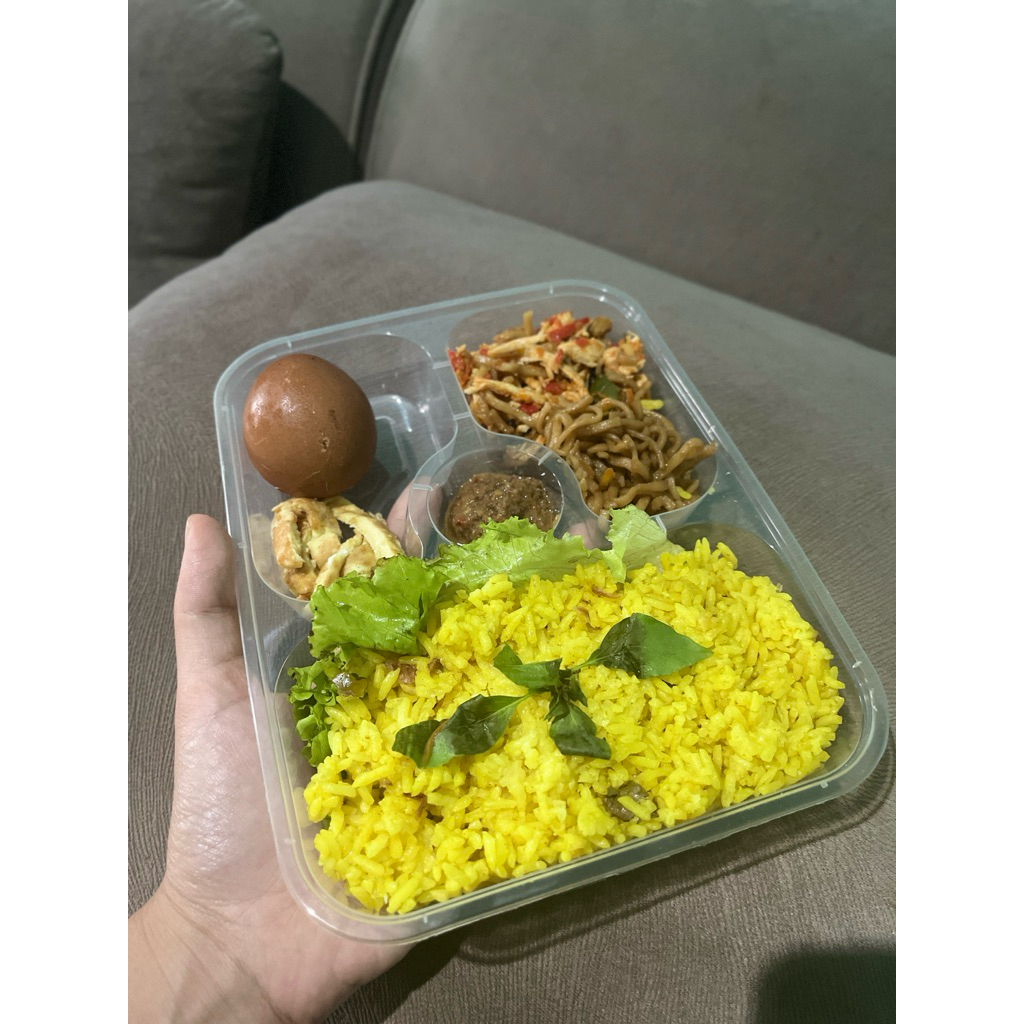 

PAKET NASI KUNING ULANG TAHUN DEPOK
